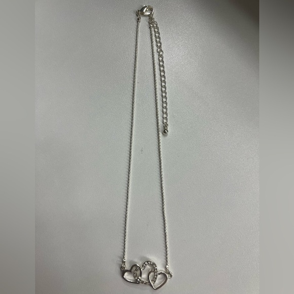 Elegant Silver Heart Necklace - Picture 1 of 5